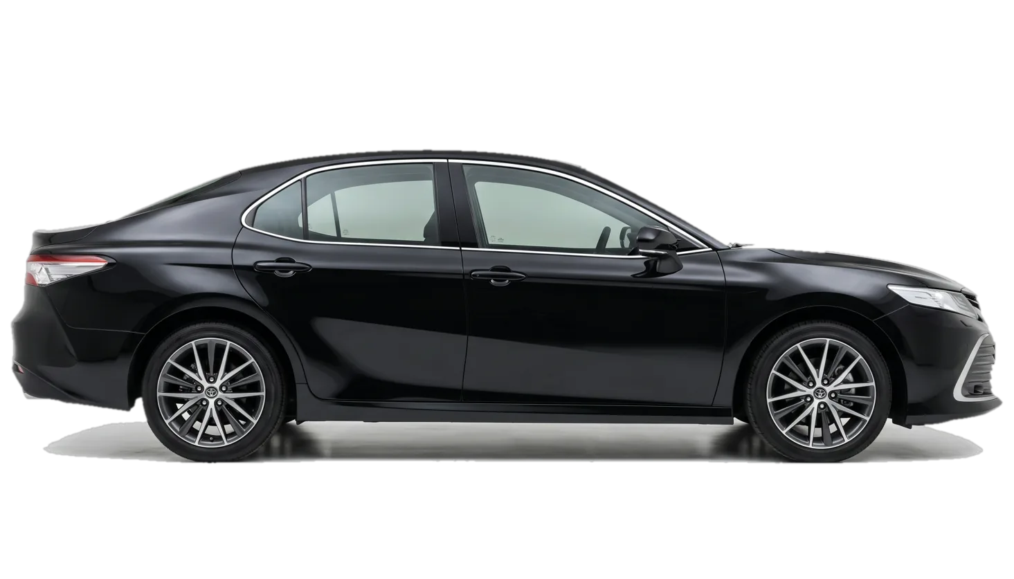 Toyota Camry XV70 в аренду